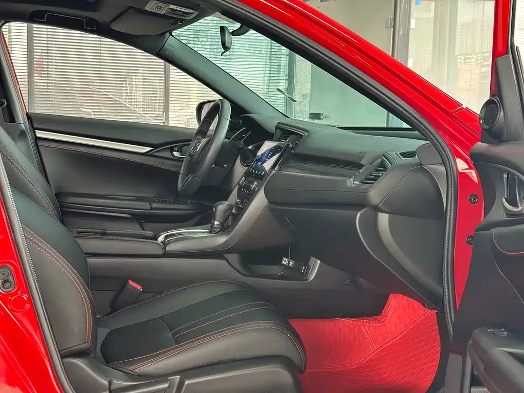 Honda Civic — фото 4