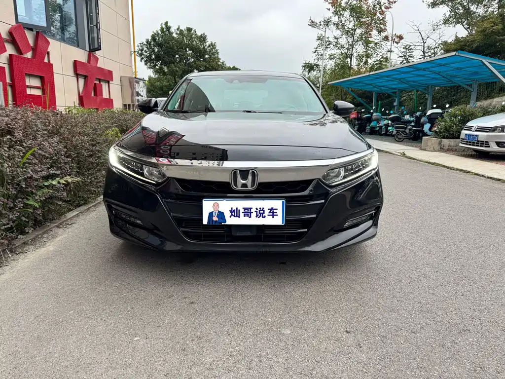 Honda Accord — фото 2