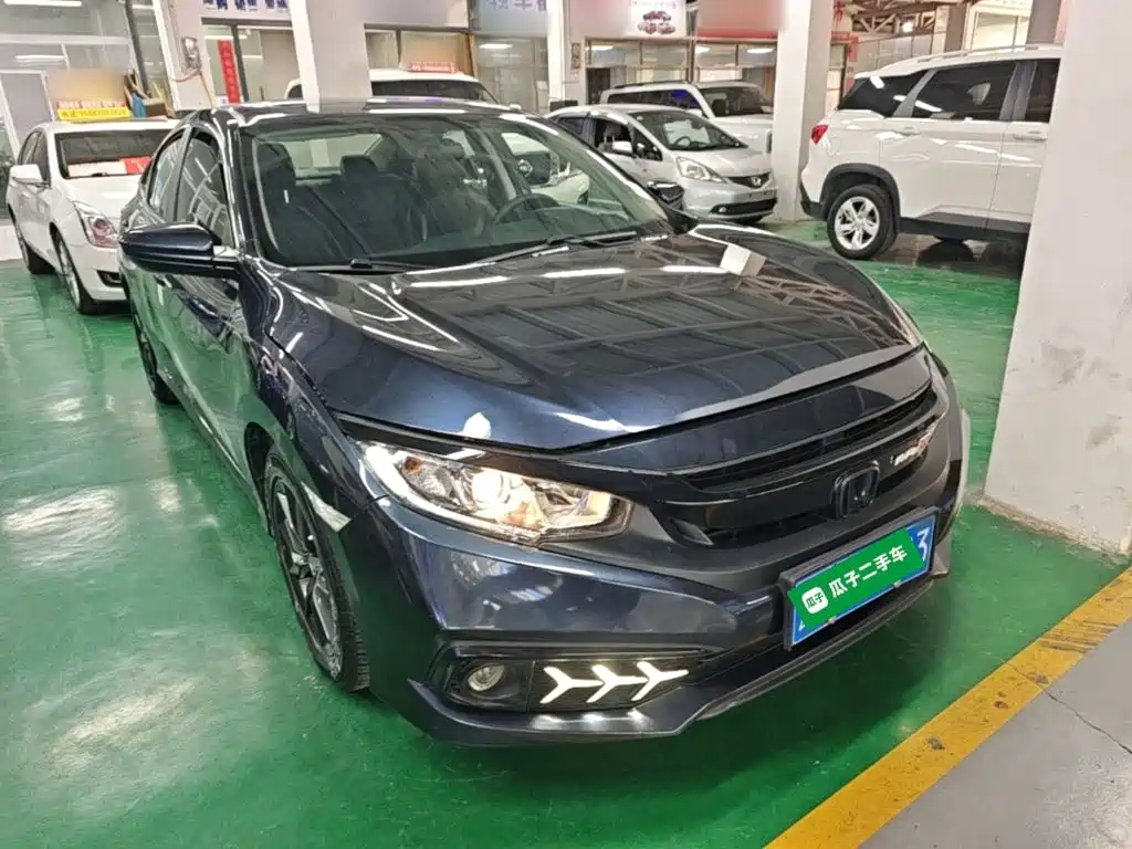 Honda Civic — фото 4