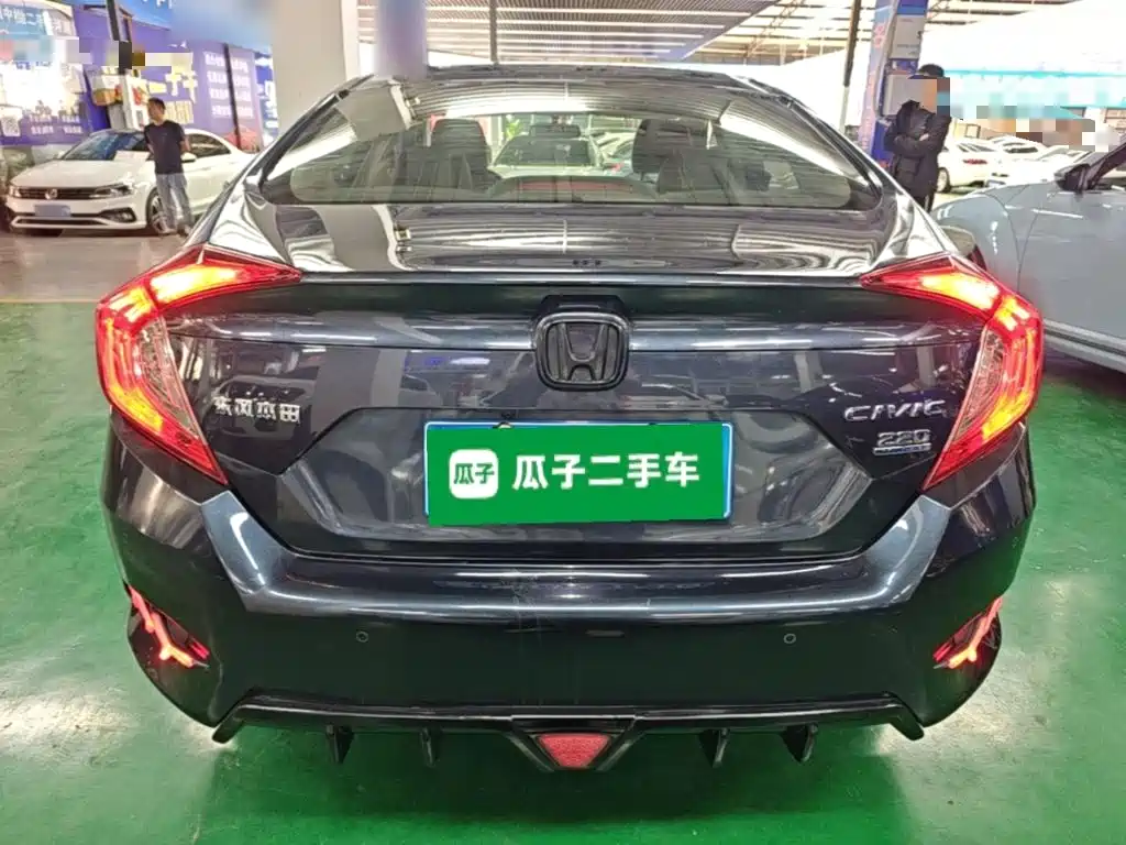 Honda Civic — фото 6