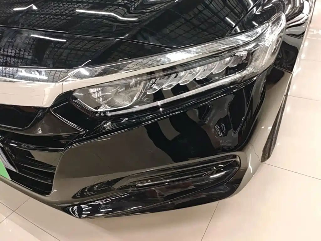 Honda Accord — фото 24