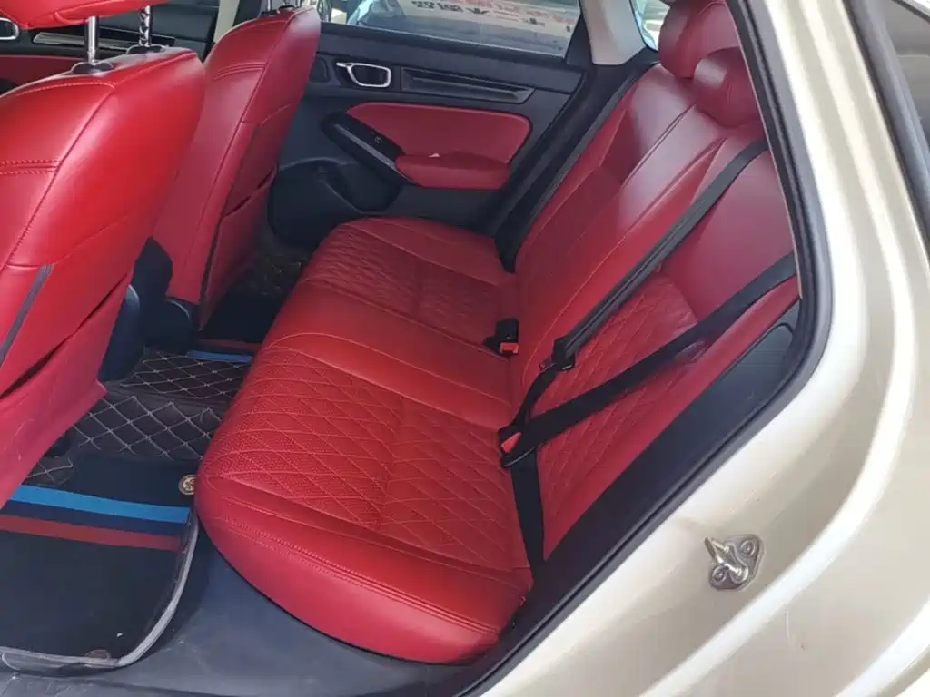 Honda Civic — фото 17