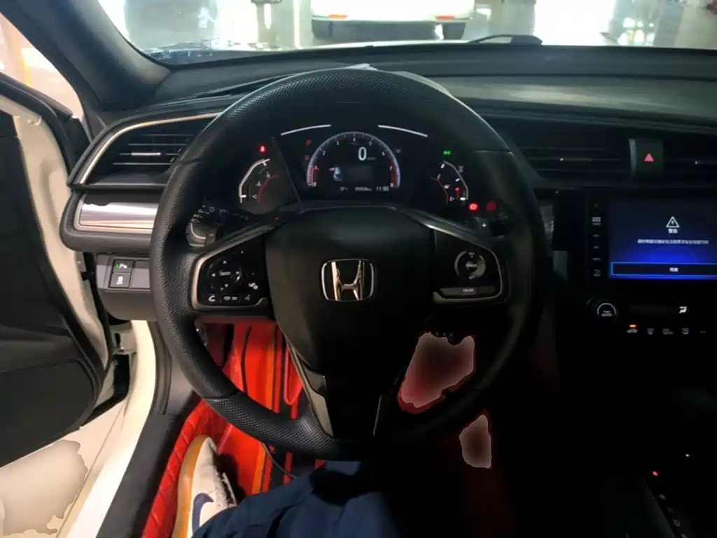 Honda Civic — фото 11