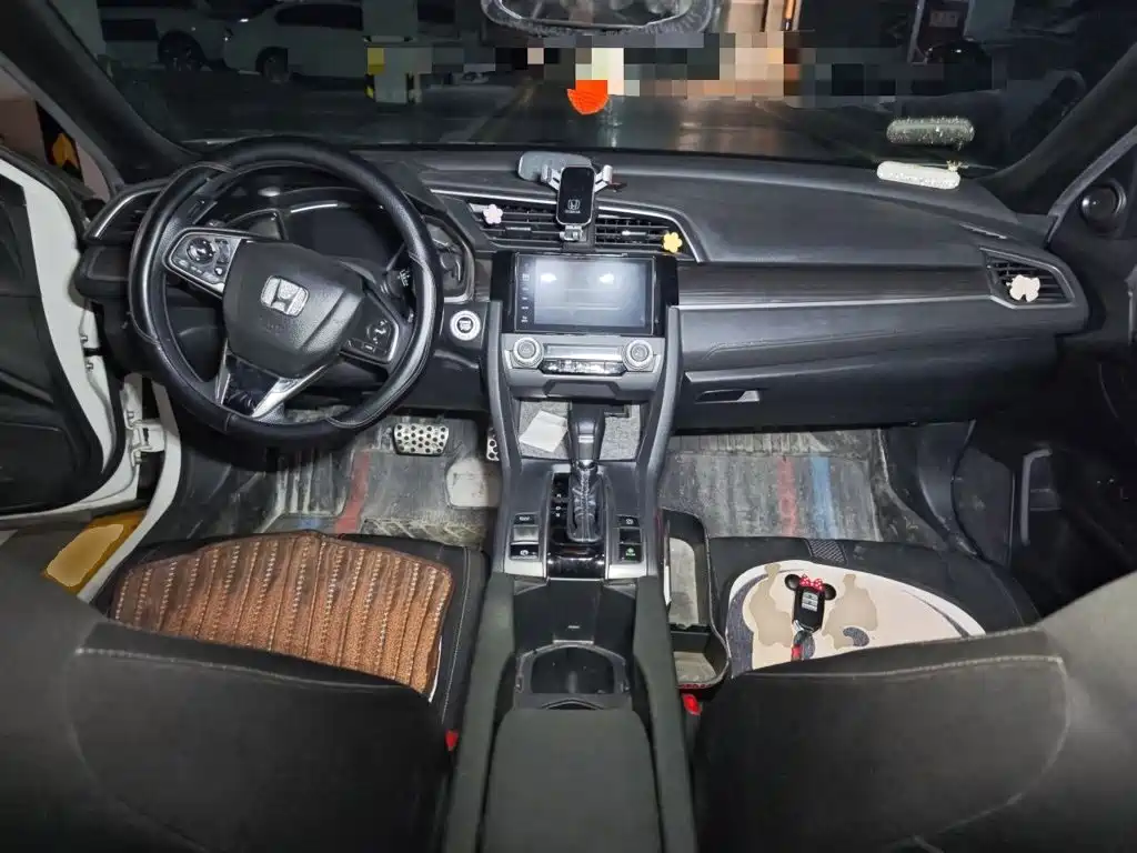 Honda Civic — фото 10