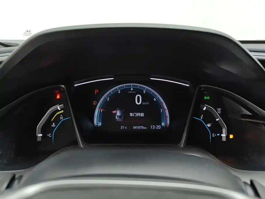 Honda Civic — фото 14