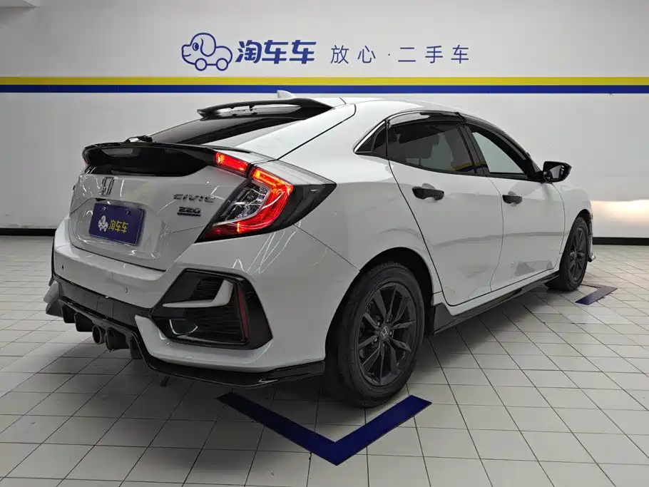 Honda Civic — фото 3