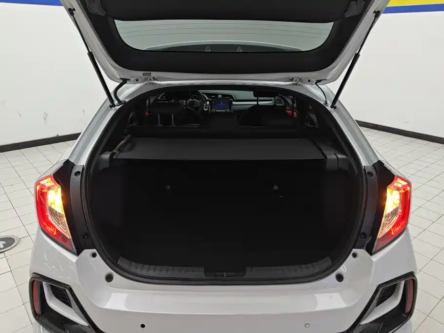 Honda Civic — фото 4