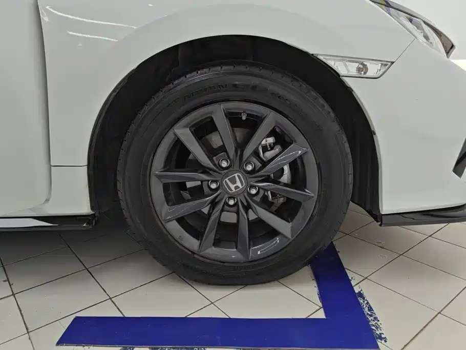 Honda Civic — фото 6