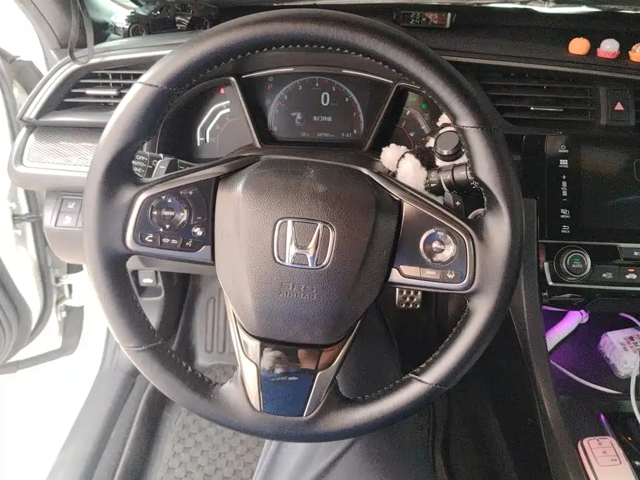 Honda Civic — фото 15