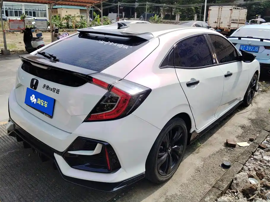 Honda Civic — фото 3