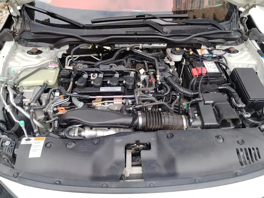Honda Civic — фото 10