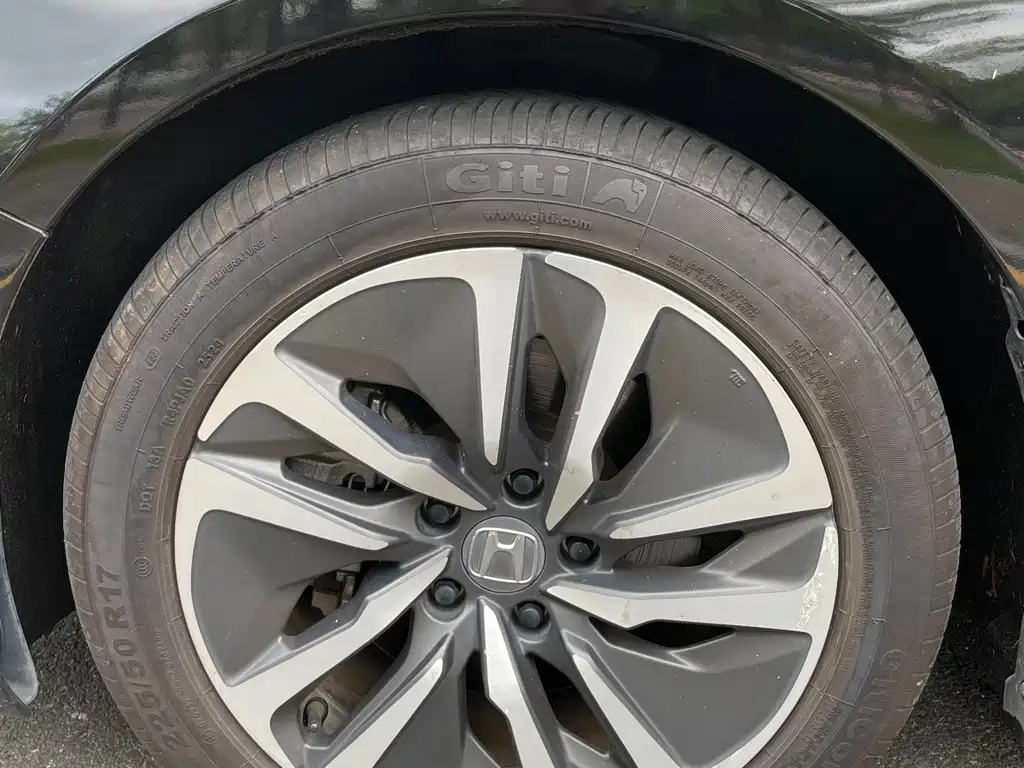Honda Inspire — фото 13