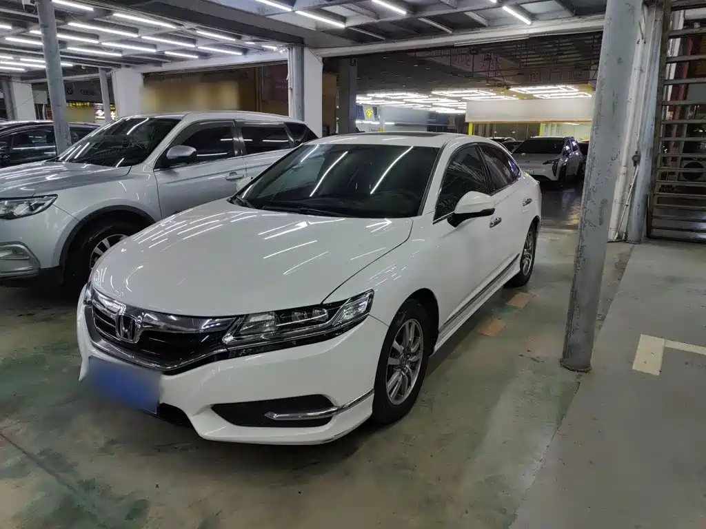 Honda Spirior — фото 2