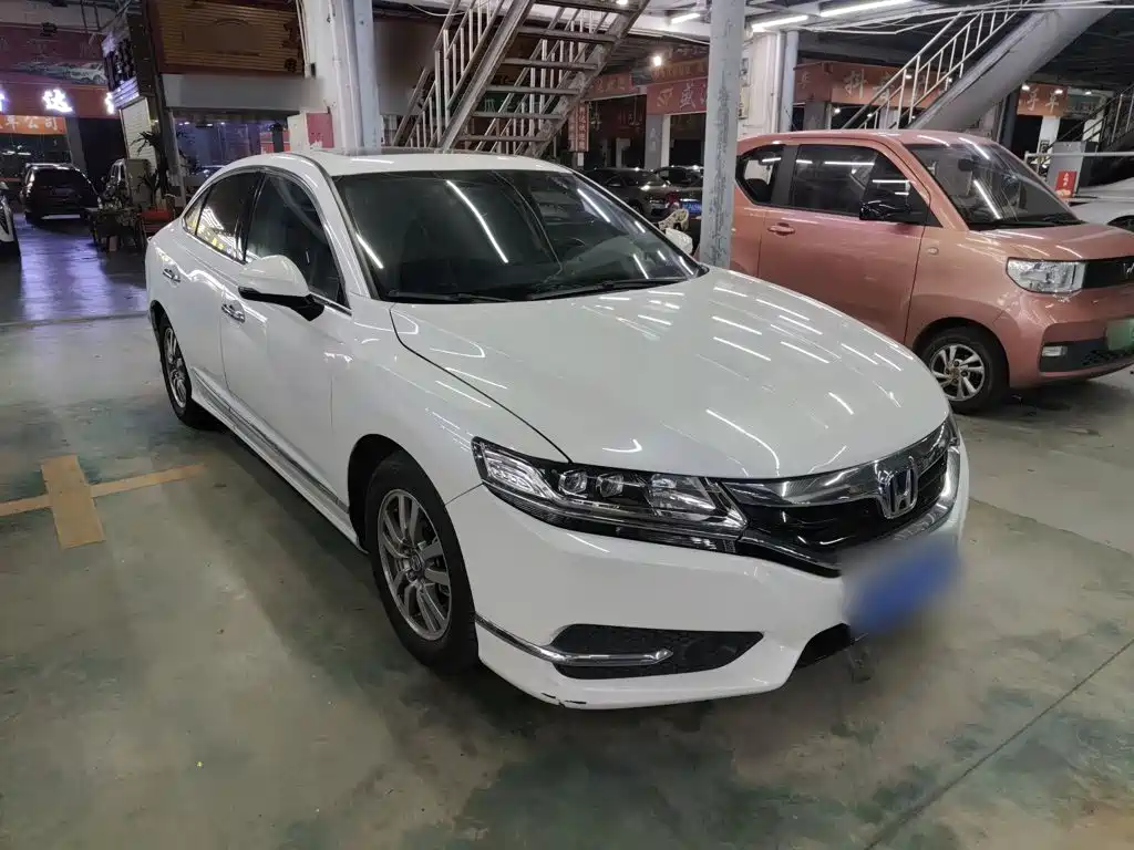 Honda Spirior — фото 4