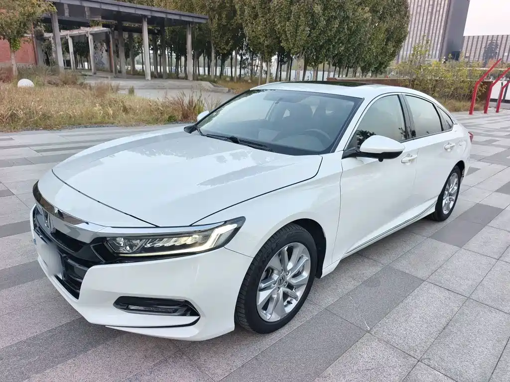 Honda Accord — фото 2