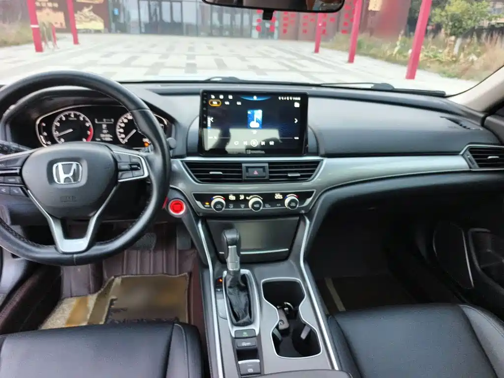 Honda Accord — фото 14