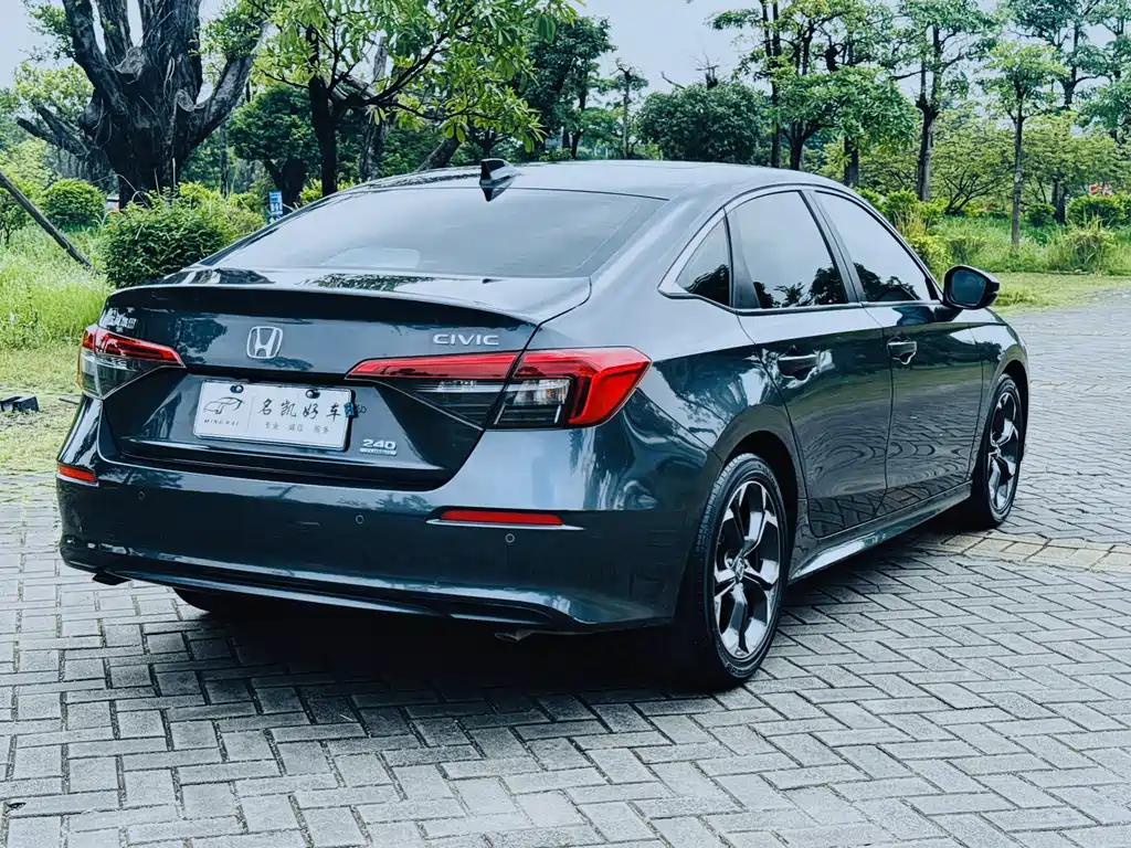 Honda Civic — фото 7