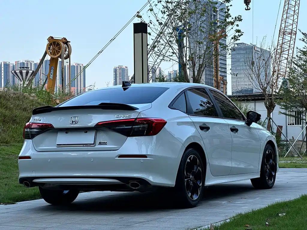 Honda Civic — фото 14