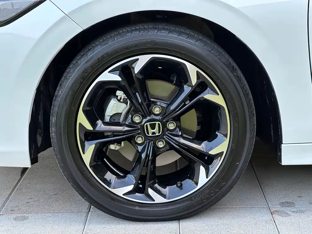 Honda Civic — фото 18