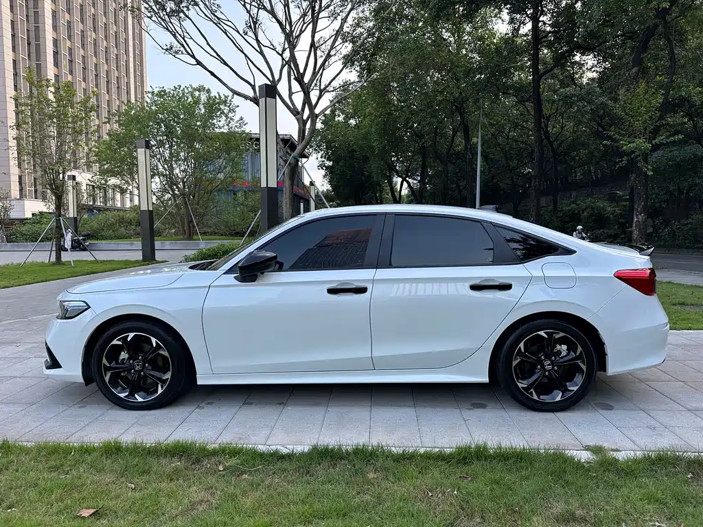 Honda Civic — фото 4