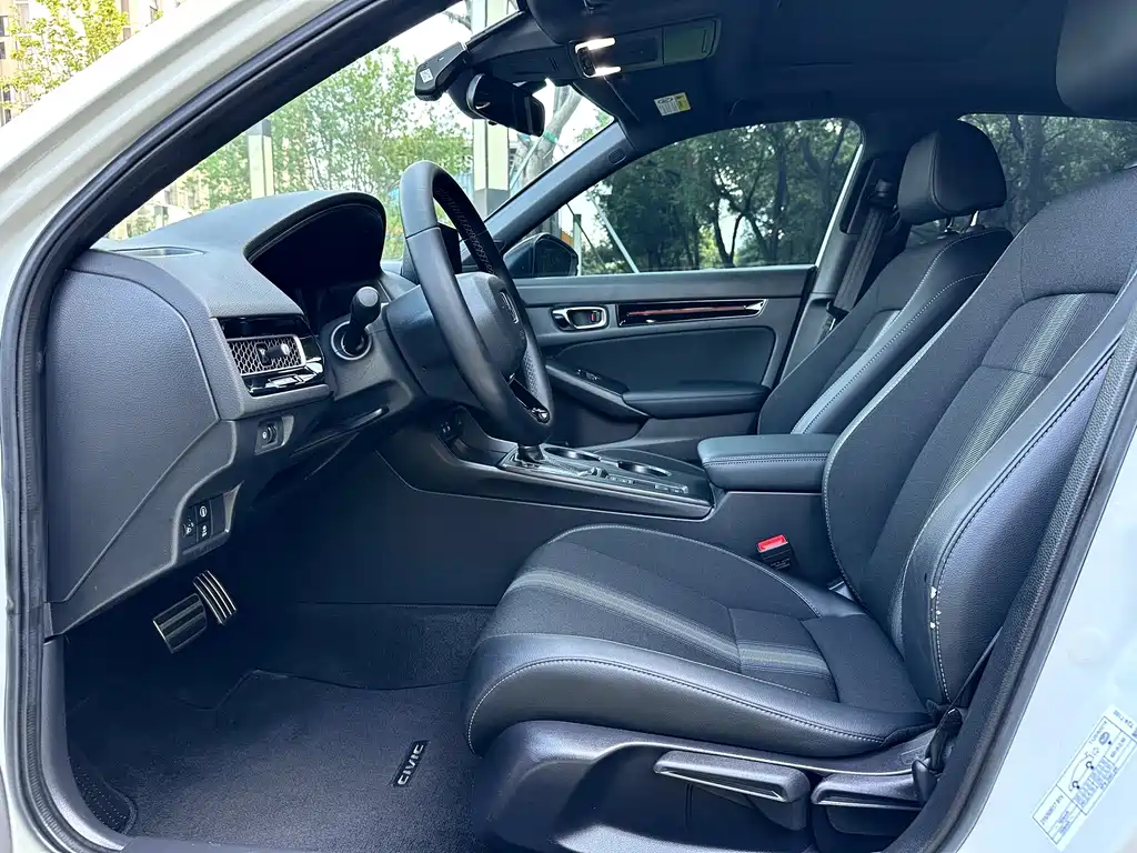 Honda Civic — фото 5