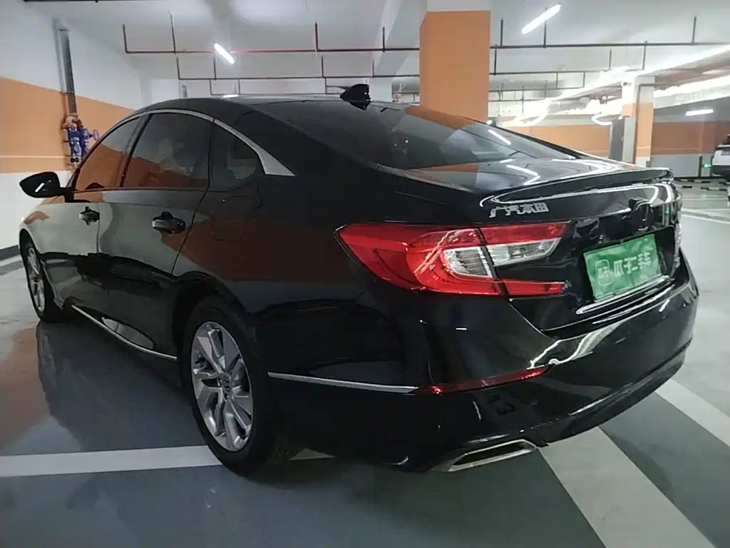 Honda Accord — фото 5