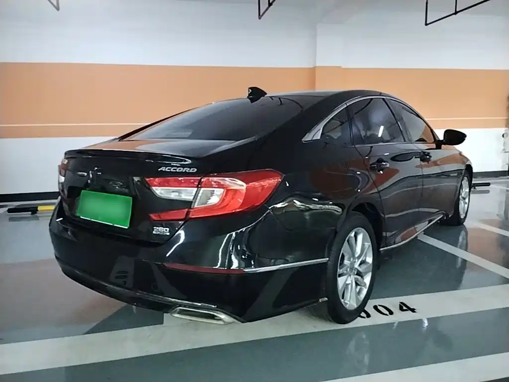 Honda Accord — фото 7