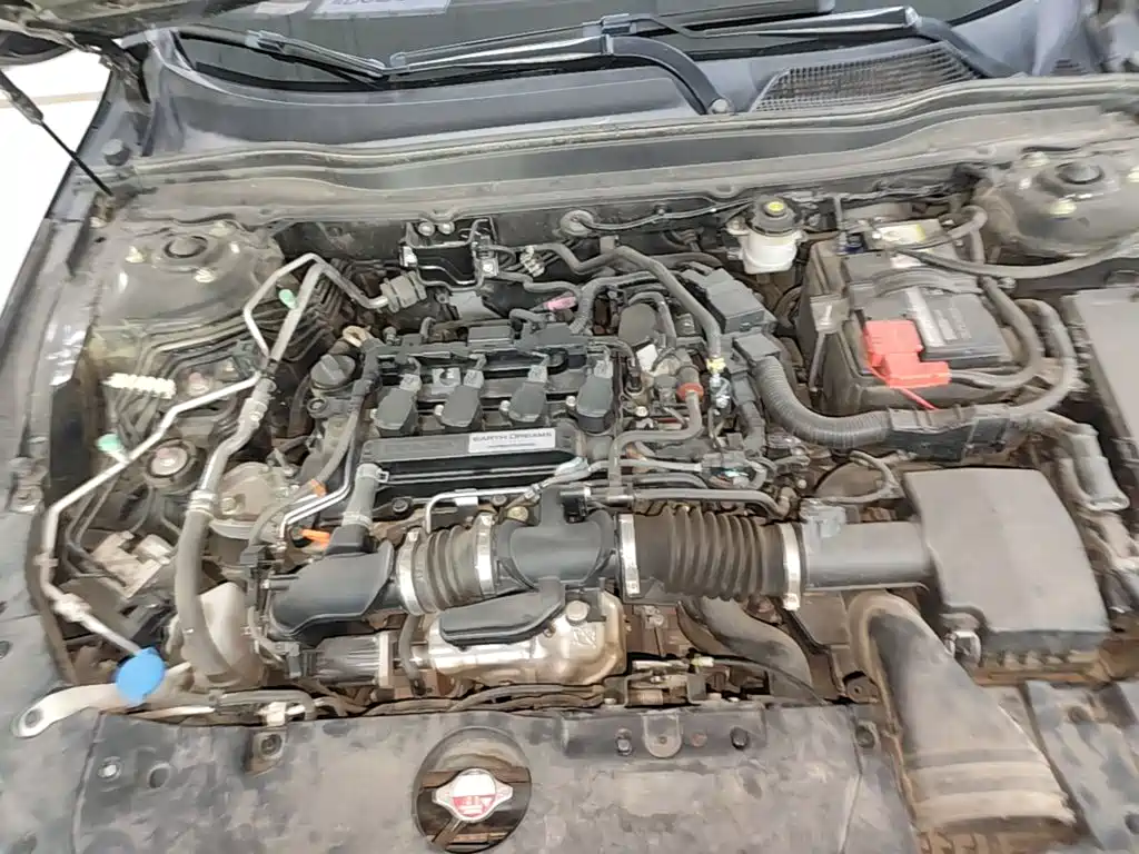 Honda Accord — фото 13