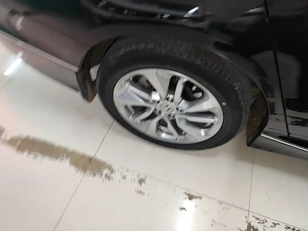 Honda Accord — фото 20
