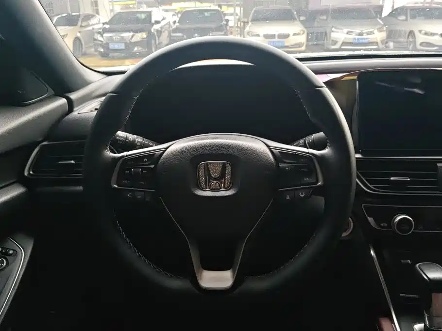 Honda Inspire — фото 15