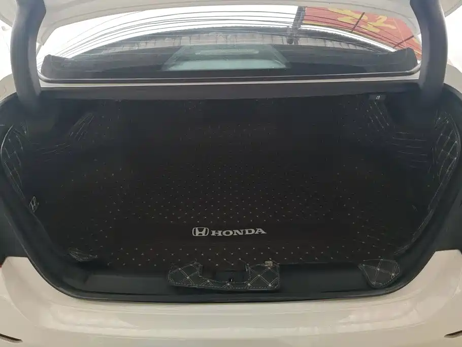 Honda Inspire — фото 4