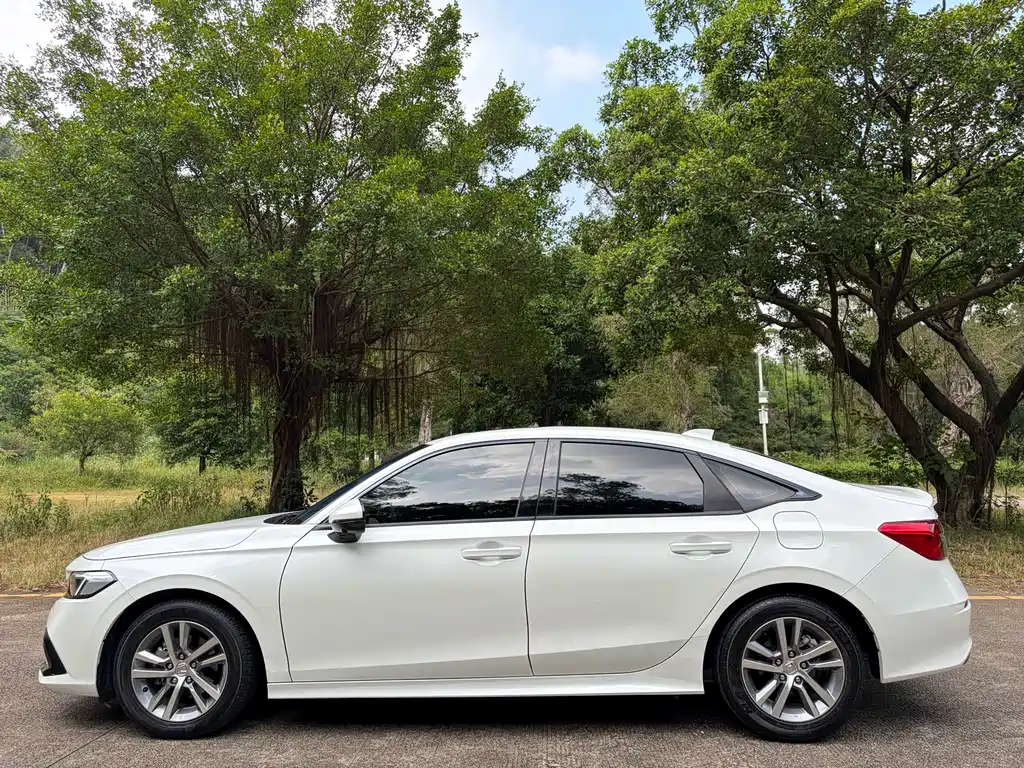 Honda Civic — фото 4
