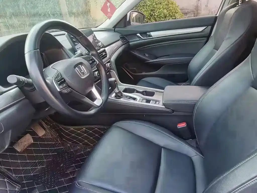 Honda Accord — фото 5