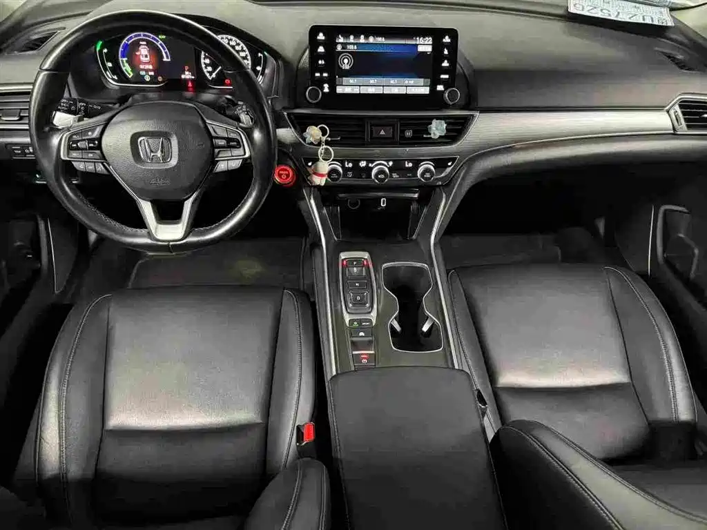 Honda Accord — фото 5