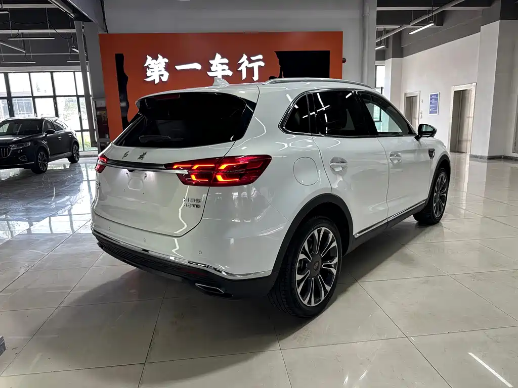 Hongqi Hongqi HS5 — фото 3