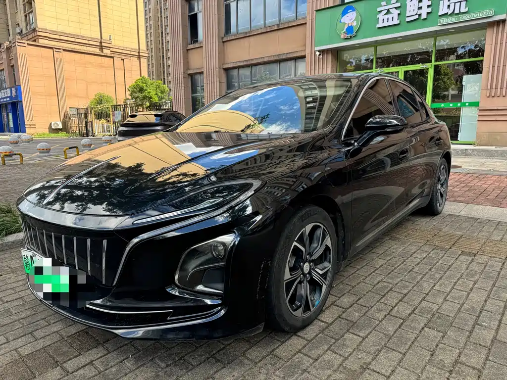 Hongqi Hongqi E-QM5