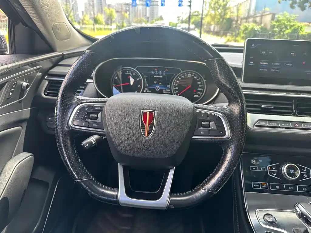 Hongqi Hongqi H5 — фото 14