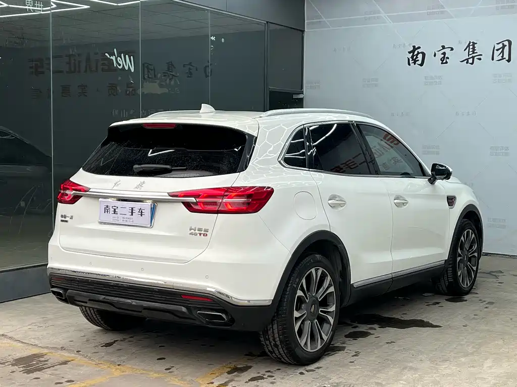 Hongqi Hongqi HS5 — фото 14