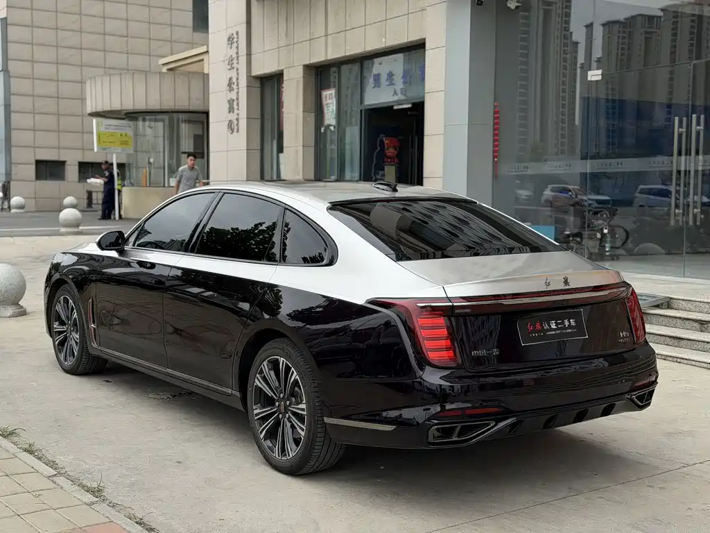 Hongqi Hongqi H9 — фото 14