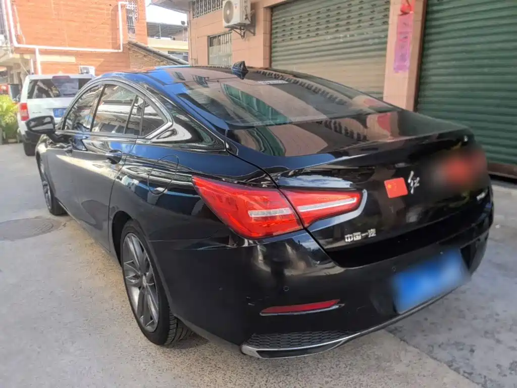 Hongqi Hongqi H5 — фото 23