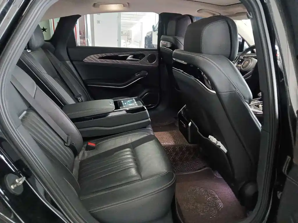 Hongqi Hongqi H9 — фото 11