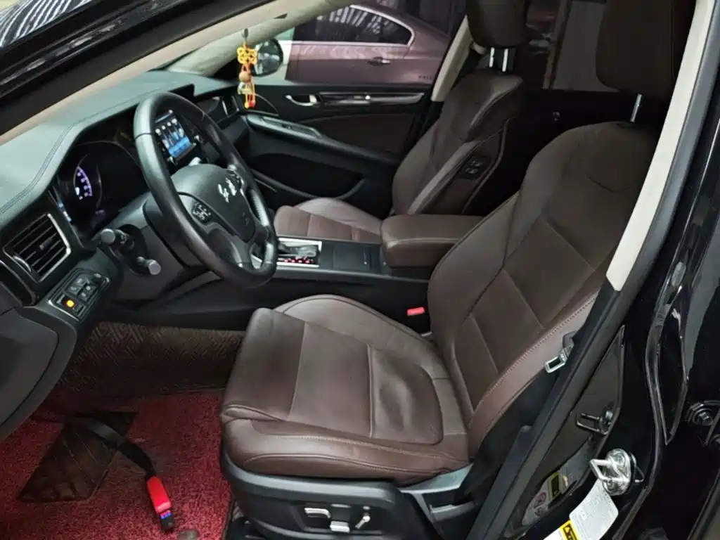 Hongqi Hongqi H7 — фото 11
