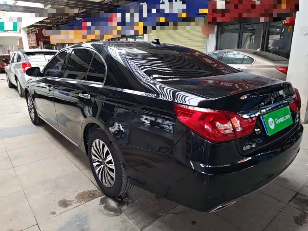 Hongqi Hongqi H7 — фото 23