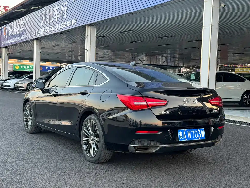 Hongqi Hongqi H5 — фото 11