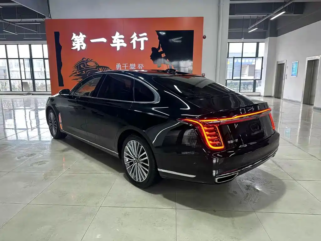 Hongqi Hongqi H9 — фото 4