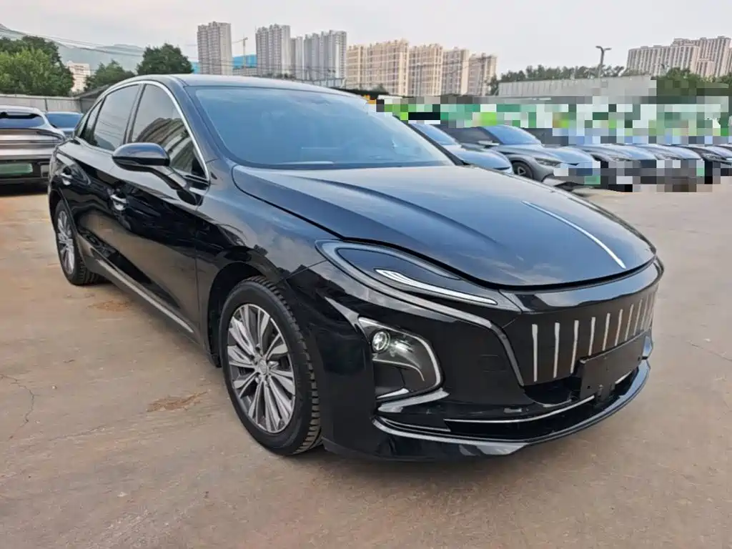 Hongqi Hongqi E-QM5 — фото 4