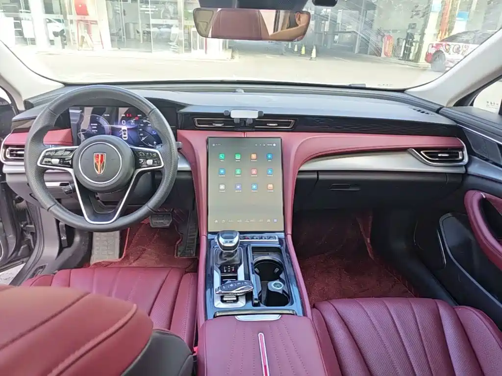 Hongqi Hongqi H5 — фото 10