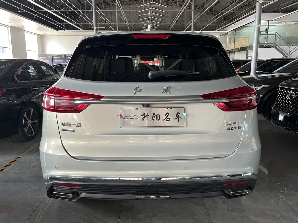 Hongqi Hongqi HS5 — фото 4