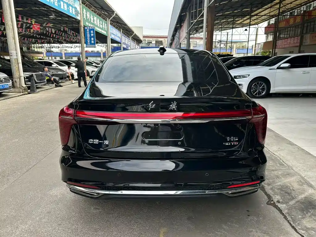 Hongqi Hongqi H5 — фото 14