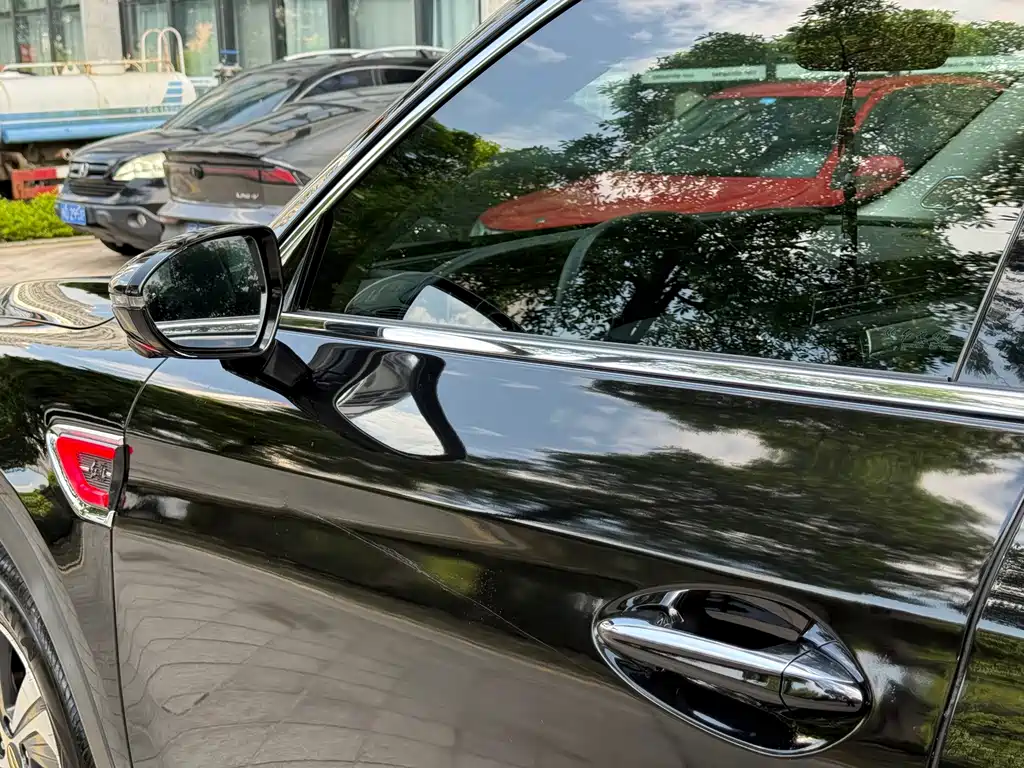 Hongqi Hongqi HS5 — фото 10